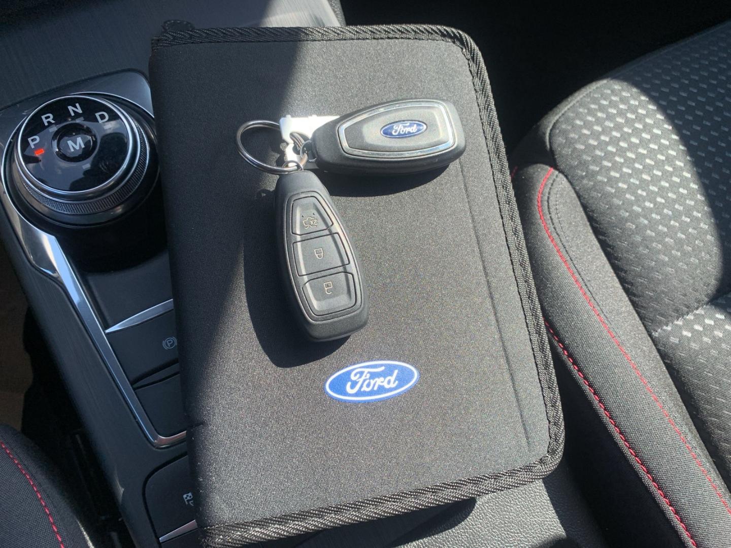 Ford Focus ST-Line Navi LED ACC Apple CarPlay Android