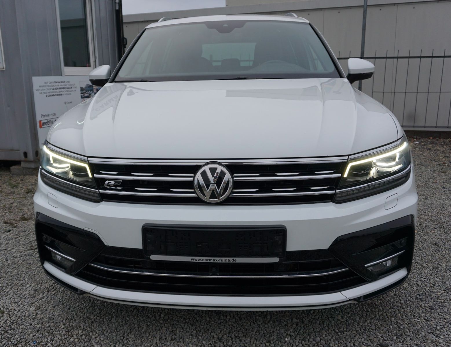 Fahrzeugabbildung Volkswagen Tiguan Highline 4M R-Line Panorama,Navi,LED,AHK
