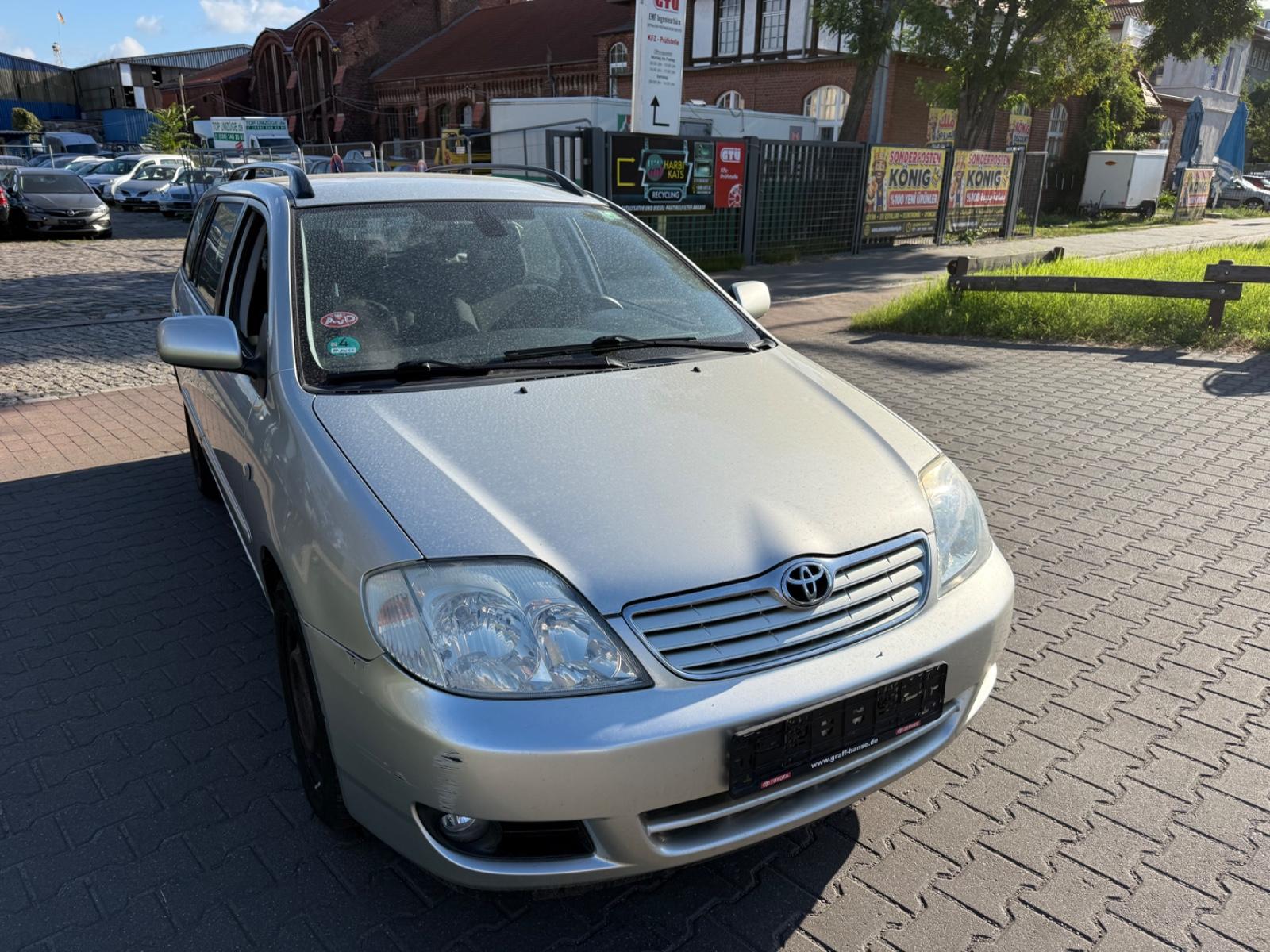 Toyota Corolla 2004 — photo 6