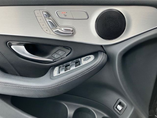 GLC 250 AMG Line/4Matic/LED/ LEDER /ALU 20"