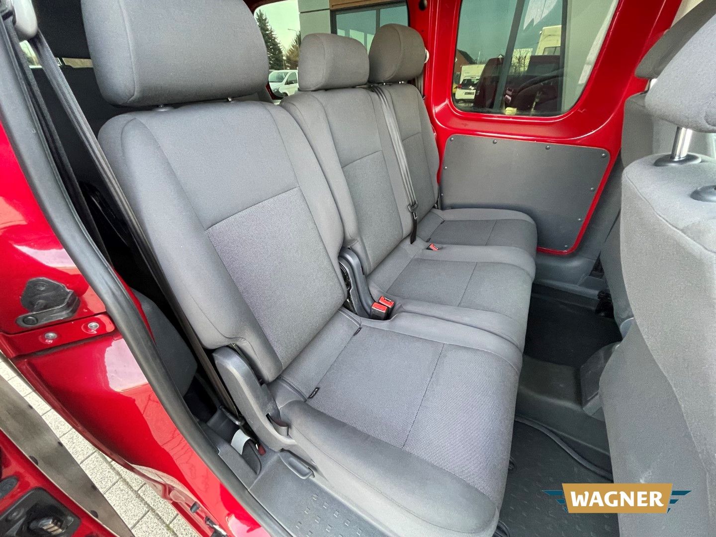 Fahrzeugabbildung Volkswagen Caddy Maxi Kombi EcoProfi 7-Sitzer