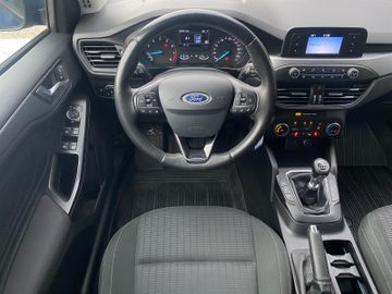 Ford Focus - 11