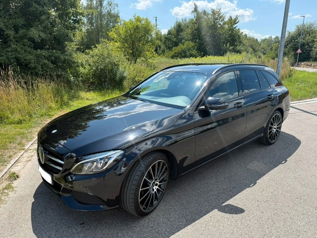 Image of Mercedes-Benz C 400