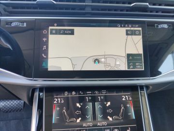 Audi Q8 - 12