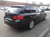BMW 320 d Touring Advantage Navi Panorama PDC - gebrauchte BMW 320 aus dem Jahr 2015