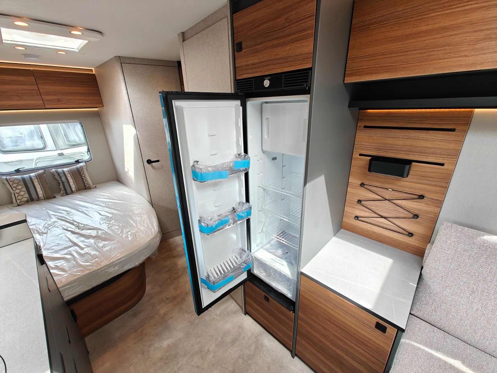 Fahrzeugabbildung HYMER / ERIBA / HYMERCAR Novaline 485 - MESSE-NEUHEIT 2026! -