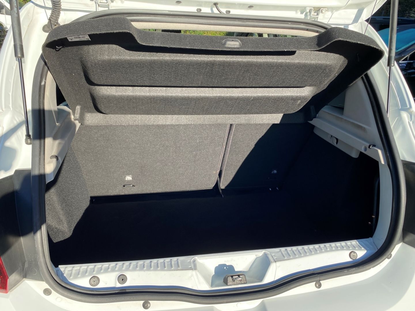 Fahrzeugabbildung Dacia Sandero II Comfort Apple CarPlay Android Auto Fa