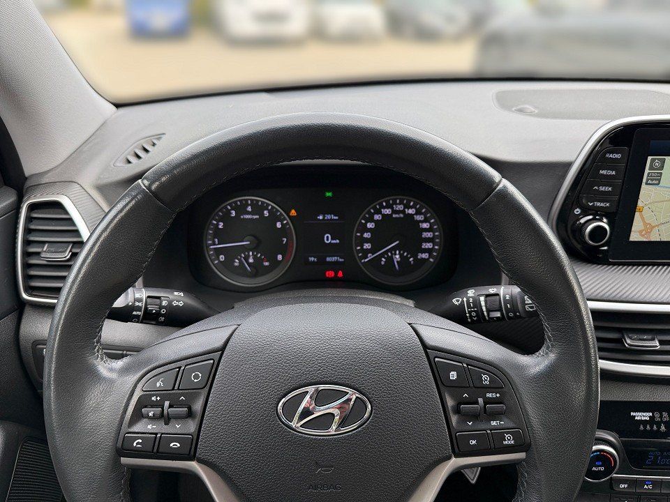 Fahrzeugabbildung Hyundai TUCSON FL 1.6T TREND GARANTIE NAV+KRELL+SHZ+KAME