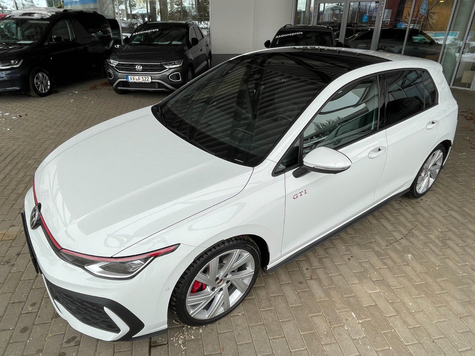 Volkswagen Golf 2.0 TSI OPF DSG GTI foto 3
