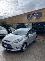 Ford Fiesta 1.4 TDCi 5p. Titanium - Ford Fiesta aus 2011 mit Diesel-Antrieb
