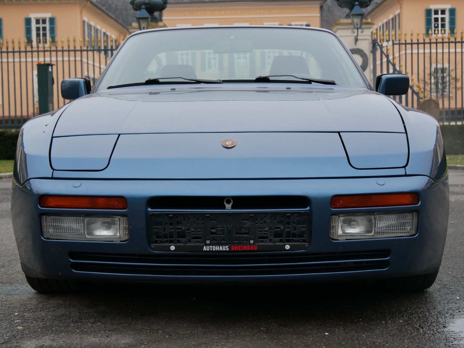 Fahrzeugabbildung Porsche 944 Turbo