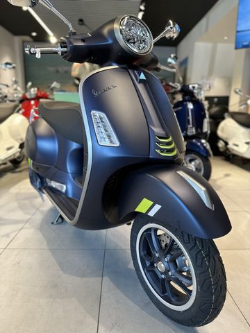 Vespa GTS 300 SUPER TECH E5 BL