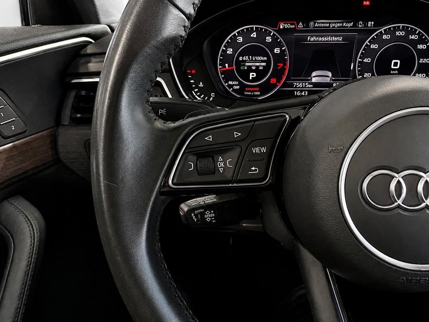 Audi A4 45 TFSI S tronic quattro S line foto 13