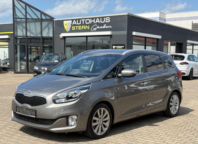 Kia Carens 1.7 Dream Team /Kamera / SHZ / 1.Hand