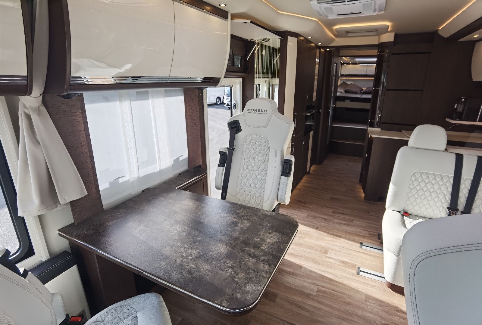 Fahrzeugabbildung Morelo Grand Empire 110 GSO Slide-Out M25