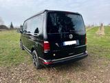 Volkswagen T6 California Ocean 4MOTION - schwarze Volkswagen T6 California