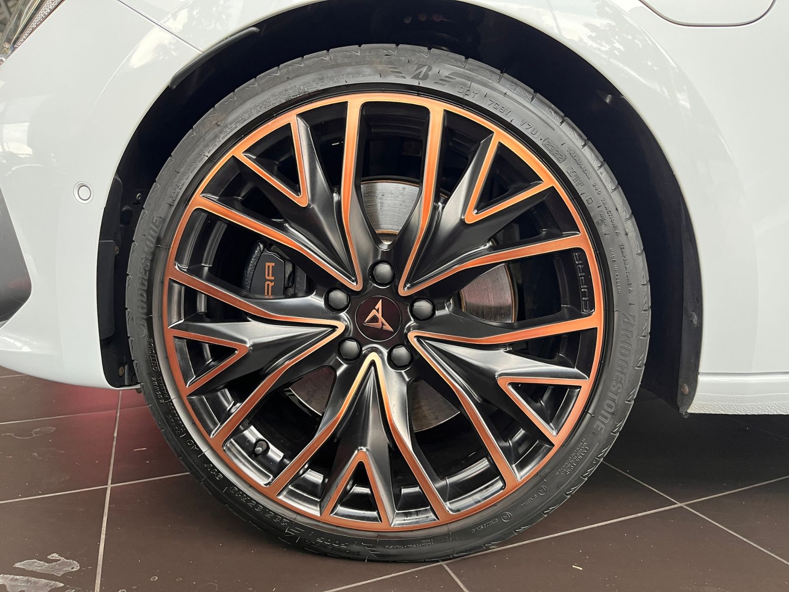 Fahrzeugabbildung CUPRA Leon Sportstourer VZ e-Hybrid RFK SHZ NAV