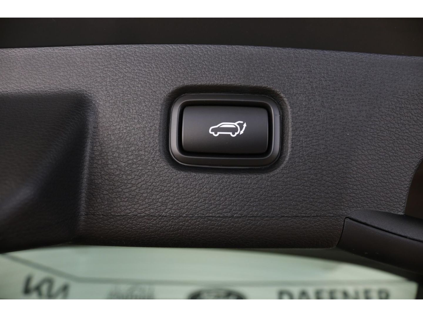 Fahrzeugabbildung Kia Sportage Spirit HUD Panoramadach Navi 360 Kamera