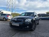 Toyota Avensis Kombi 2.0 Sitzheizung Tempomat D-4D Team - Toyota Avensis