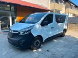Opel Vivaro B Kasten/Kombi Klima"Sortimo - Opel Vivaro aus 2016 mit Diesel-Antrieb: Kleinbus