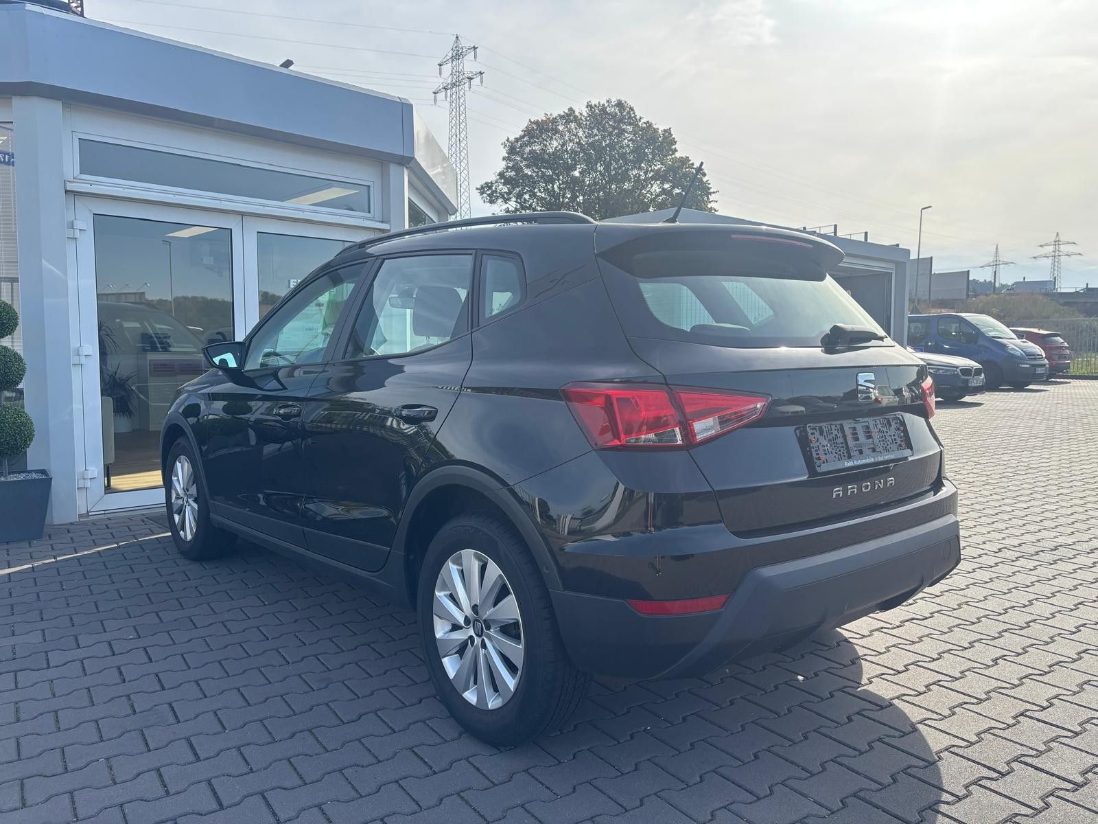 Fahrzeugabbildung SEAT Arona 1.0 TSI Style-KAMERA-SHZ-KLIMA-PDC-ALUS-