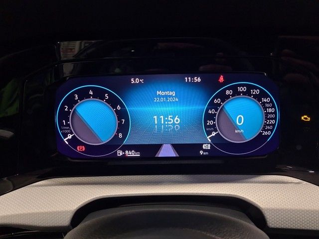 Fahrzeugabbildung Volkswagen Golf VIII TSI Move Kamera Navi LED VC