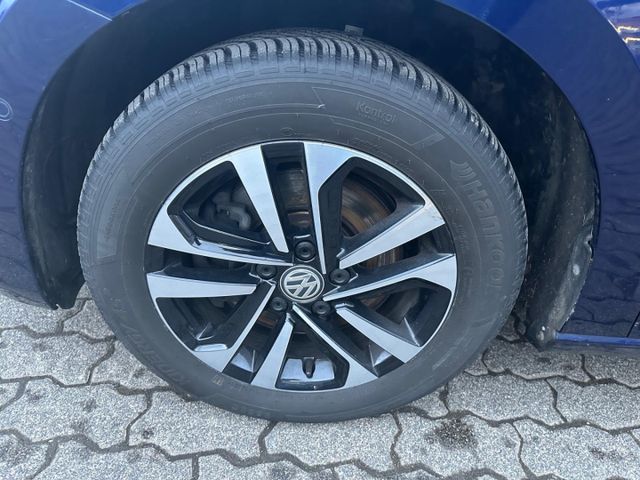 Touran IQ.DRIVE 1.5 TSI DSG ACC Navi 7-Sitzer PD