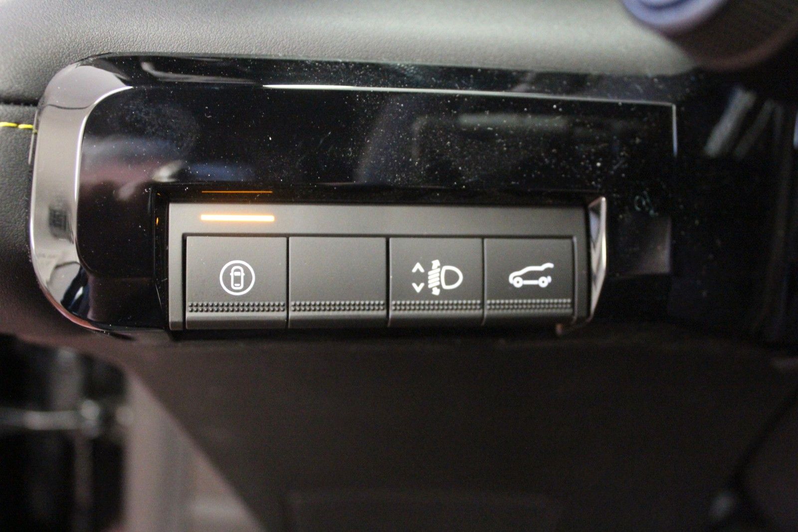 Fahrzeugabbildung Renault R 4 E-Tech 150 Comfort Range Iconic *Vollausst.*