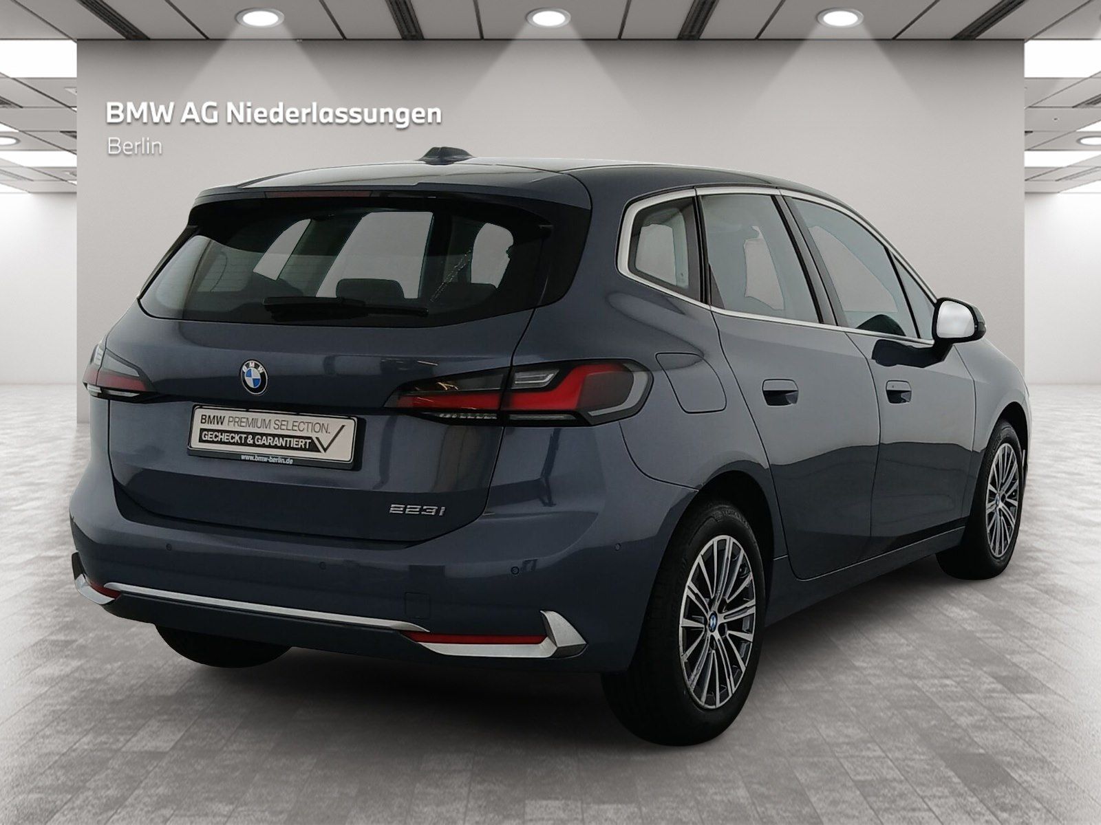 BMW 223 Active Tourer - Bild 3