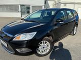 Ford Focus Turnier Ghia/1 Jahr Garantie- Schiebedach - Ford Focus: Turnier Ghia