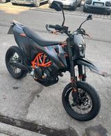 KTM 690 SMC R (2024) Top Zustand, Garantie