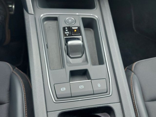Leon St VZ e-Hybrid Matrix-LED Navi SD 245 PS
