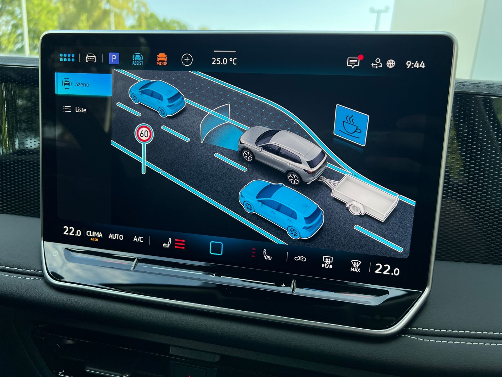 Fahrzeugabbildung Volkswagen Tiguan  ENERGY 2.0 TDI DSG *AHK, Navi, Travel As