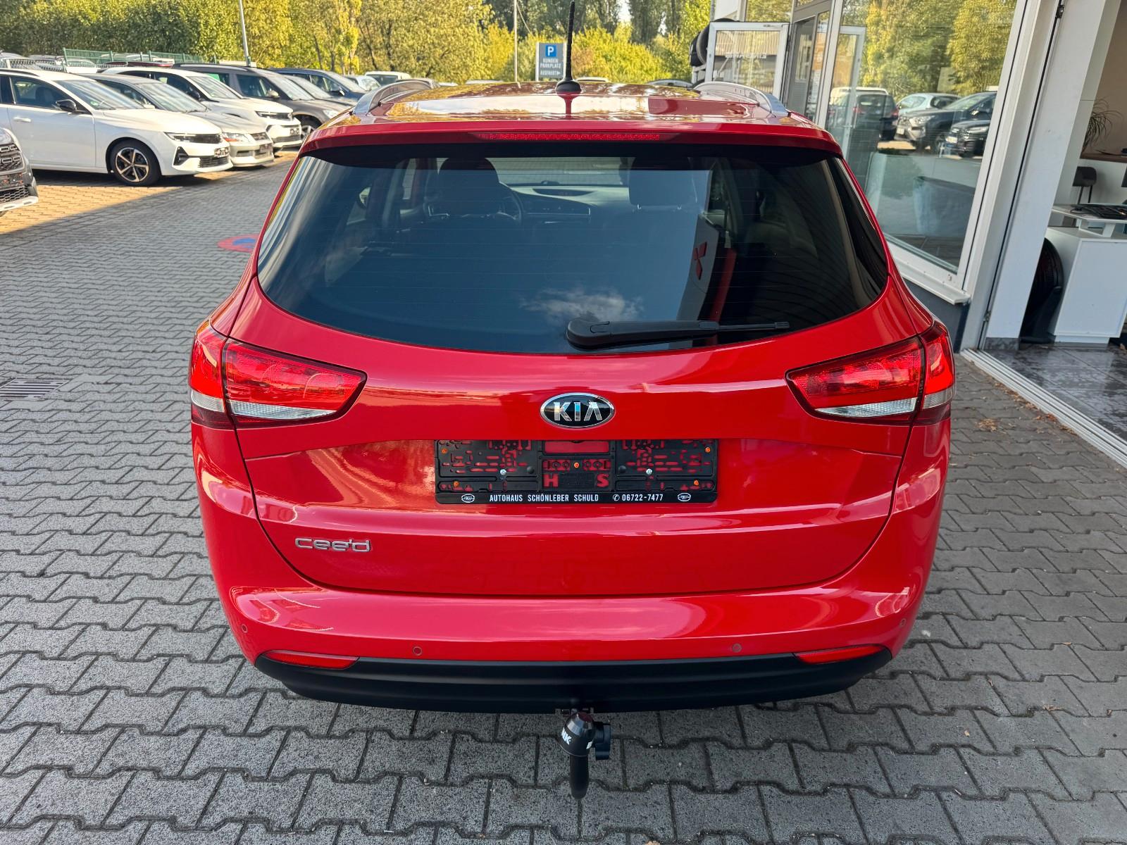 Kia cee'd *PDC*AHK*SHZ*NAVI*