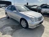 Mercedes-Benz C 180 Kompressor,Navi,Klima,EGSD,PDC,Tempomat - Mercedes-Benz C 180 aus 2005: Kompressor