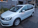 Volkswagen Sharan 2.0 TDI Highline Automatik
