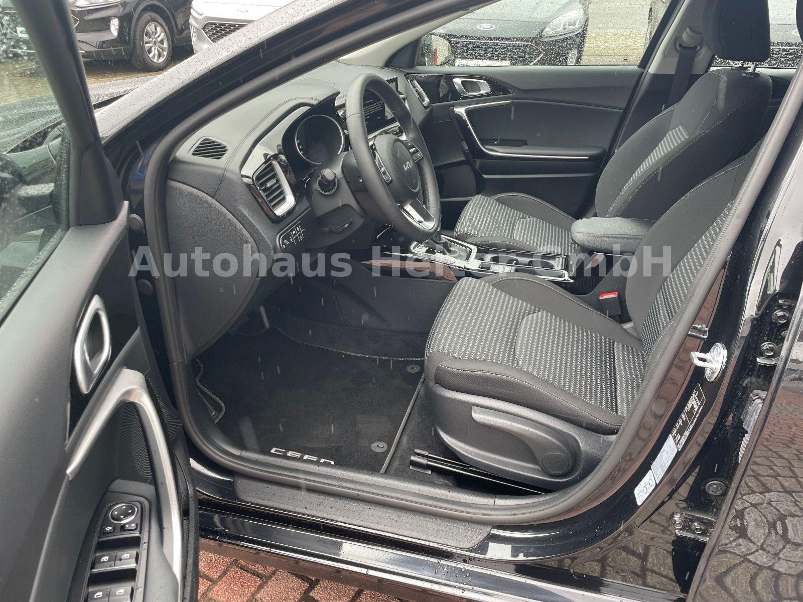 Kia Ceed SW 1.5 Spirit / 7.Gang+Kamera+JBL, миниатюра 16