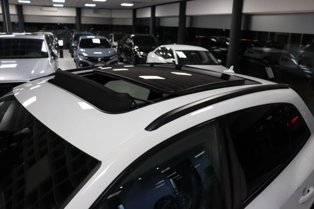 Fahrzeugabbildung Audi Q5 40 TDI Quattro S line Competition|PANO| 360°|