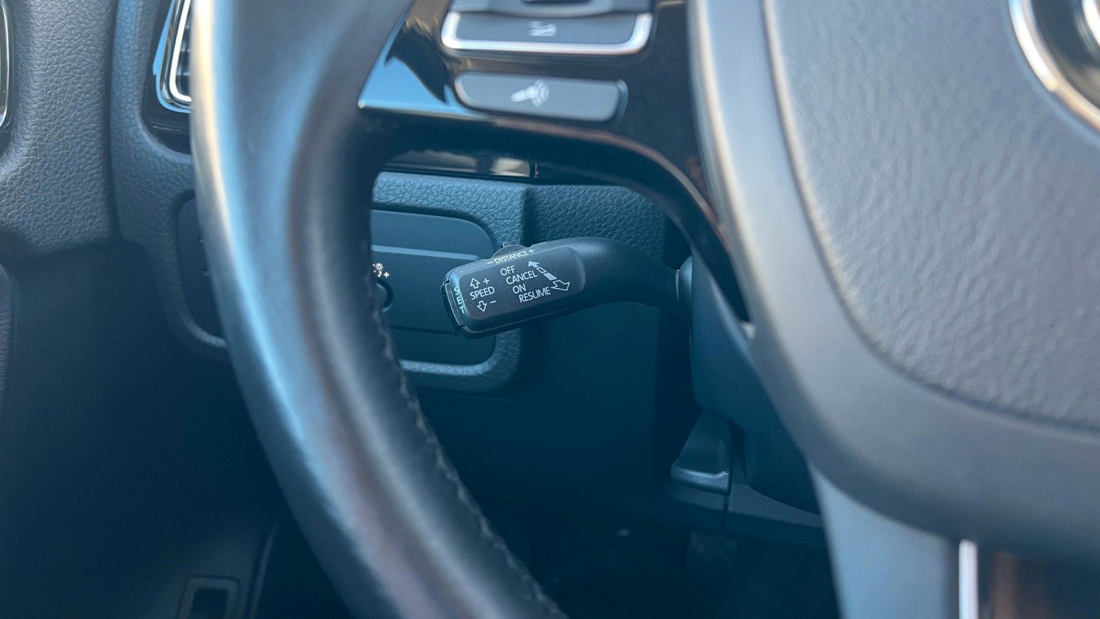 Fahrzeugabbildung Volkswagen Touareg V6 TDI BMT 4Motion*Xenon*RFK*AHK 3,5t*