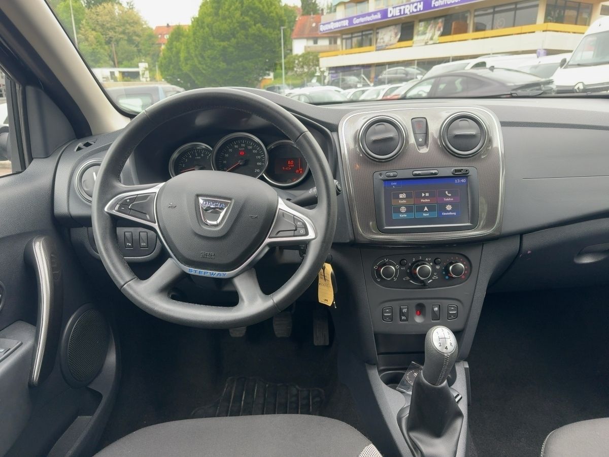 Fahrzeugabbildung Dacia Sandero Stepway Prestige TCe 90