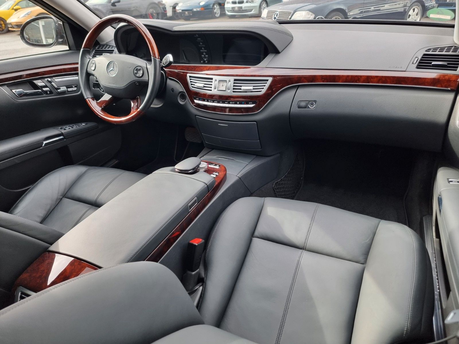 Fahrzeugabbildung Mercedes-Benz S 500 L/Originale 22.700 km/Erstlack