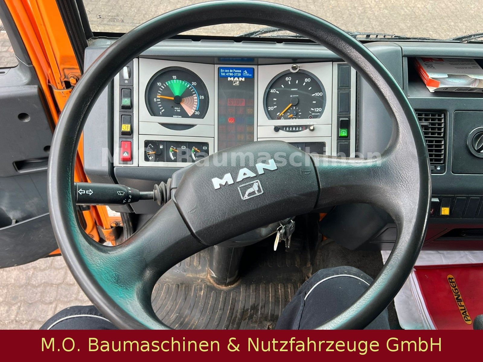 Fahrzeugabbildung MAN LE 14.220/Palfinger PK 12502/3.Seitenkipper/Doka