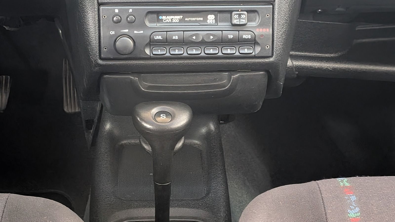 Fahrzeugabbildung Opel Corsa 1.2 16V World Cup Cool * Klima * Automatik