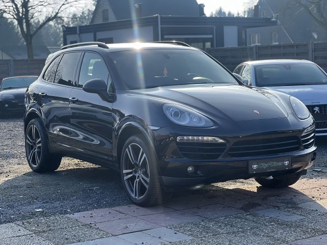 Porsche Cayenne 3.0/Leder/Navi/Pano/Luftfederung