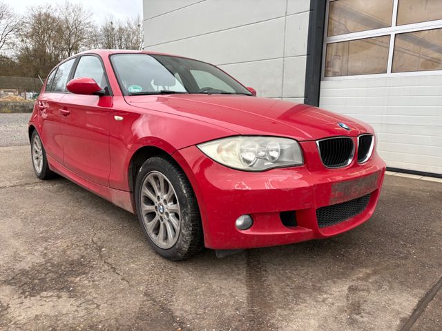 BMW 116i  | M-PACKET | KLIMAAUTOMATIK | TEILLEDER |