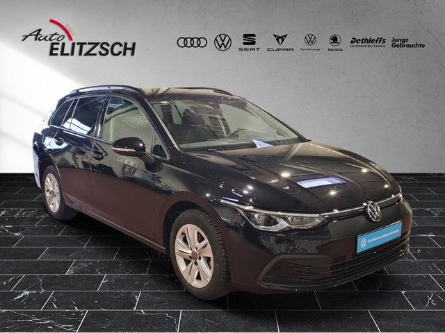 Fahrzeugabbildung Volkswagen Golf VIII Variant TSI Life STH LED Navi AID ACC