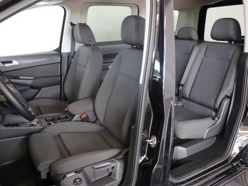 Volkswagen Caddy eHybrid DSG LED AGR NAVI AHK 5J GARANTIE