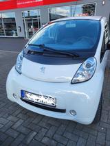 Peugeot iOn Modell 2017 Modell 2017 - weiße Peugeot iOn