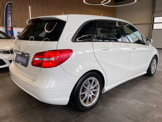 Mercedes-Benz B 180 *Kamera*Klima*Unfallfrei*
