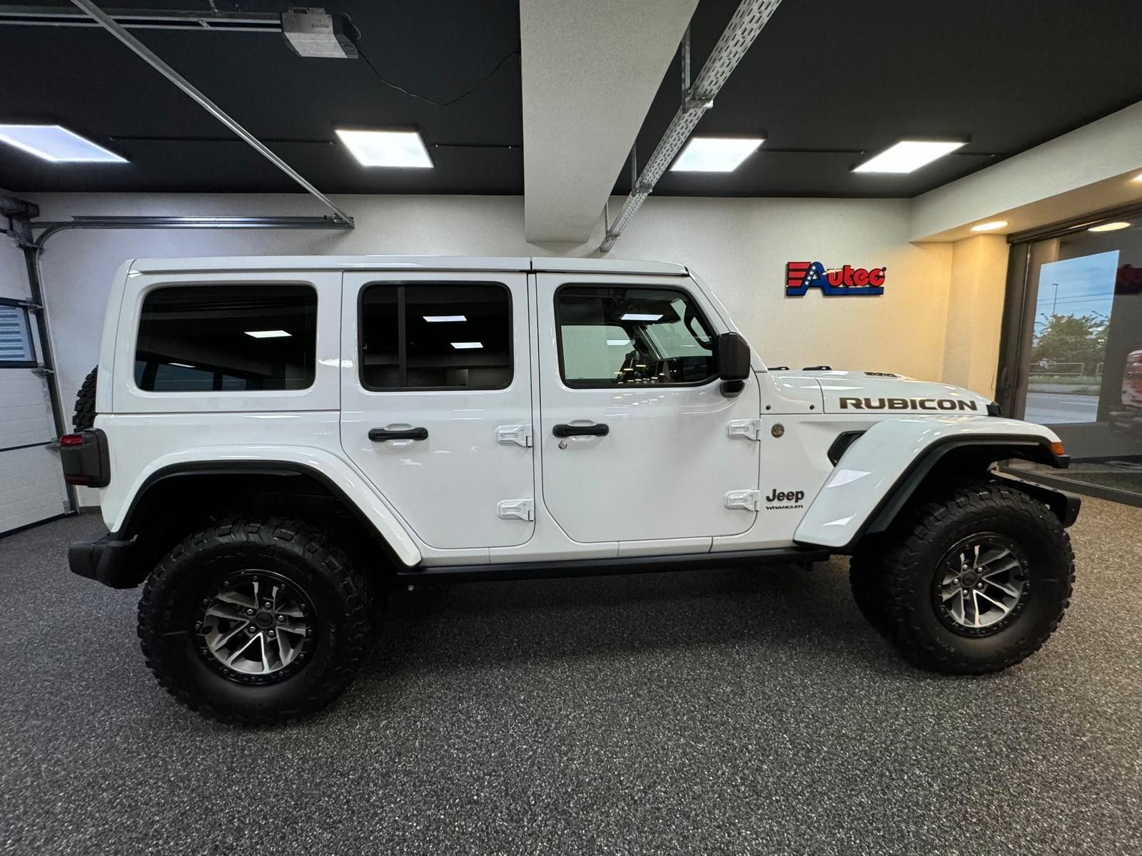 Fahrzeugabbildung Jeep VORFÜHRWAGEN RUBICON 392-6.4L V8-35"-STEEL BPR